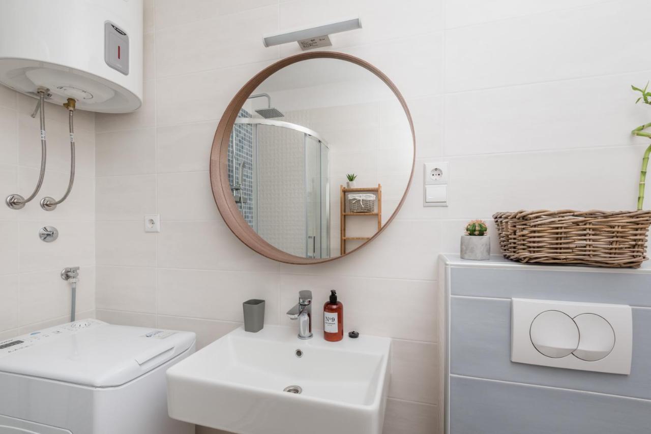 Apartment Angelina Free Public Parking ザダル エクステリア 写真